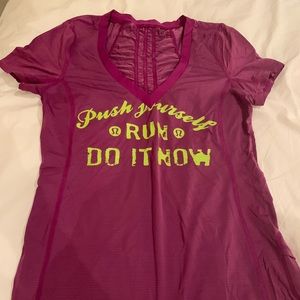 Lululemon run shirt